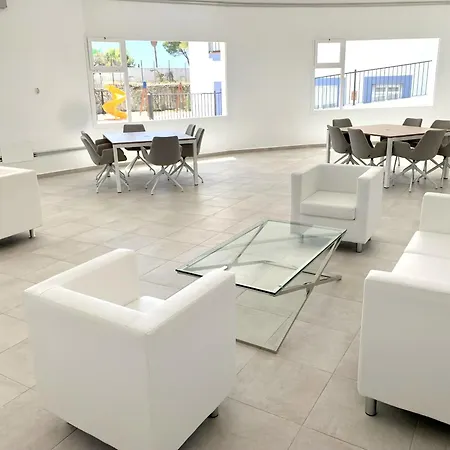 Elegant And Stylish Retreat 592 Estepona