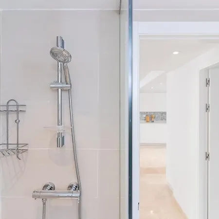 Elegant And Stylish Retreat 592 Estepona