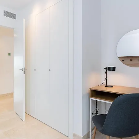 Elegant And Stylish Retreat 592 Apartment *